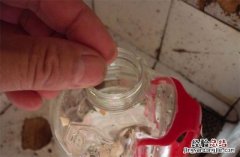 怎样取完整的空鸡蛋壳