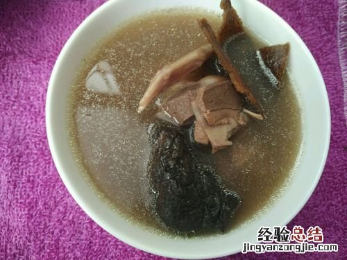白鸽煲绿豆放什么材料