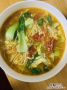 最简单的东北热汤面条