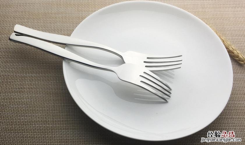 不锈钢201能做餐具吗