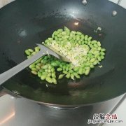 牛肉丝炒毛豆怎么烧好吃