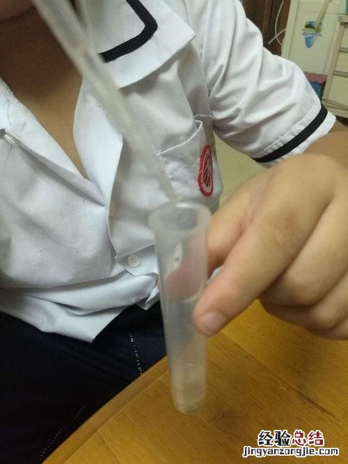 胶头滴管是不是玻璃仪器