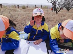踏青的意思怎么解释