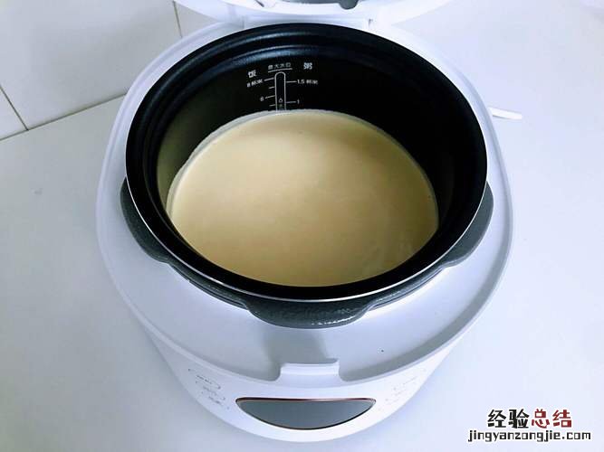 如何防止电饭锅蛋糕糊