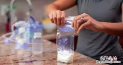 冷冻的母乳放冷藏室可以保存多久