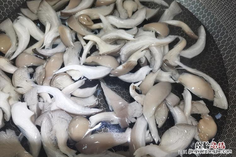凤尾菇怎么炒好吃