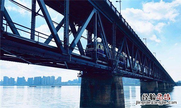 钱塘江大桥是谁设计的中国