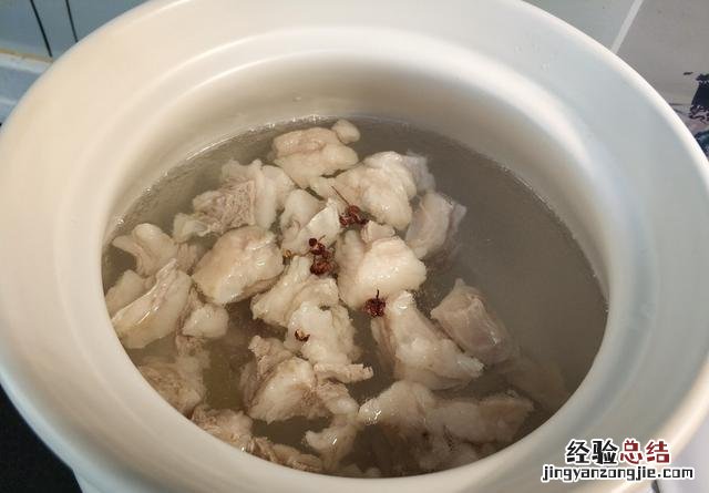 羊肉汤可以放枸杞吗