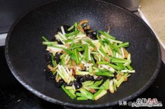 腌蒜苗怎么腌制好吃