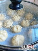 小笼包子蒸多长时间就熟了