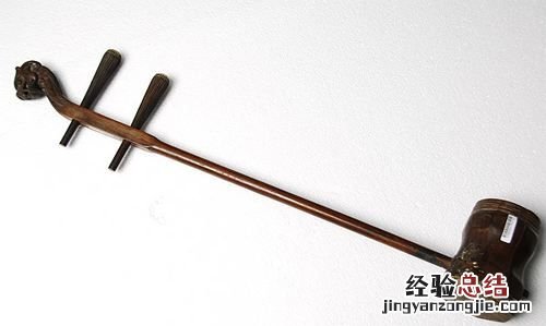 二胡有几根琴弦,小提琴.吉他.二胡分别有几根弦?