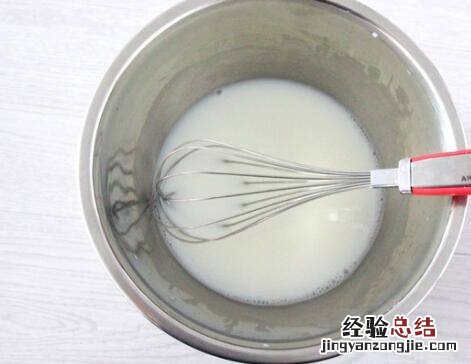 冰淇淋怎么做，冰淇淋粉在没有冰机的情况怎样做成冰淇淋？