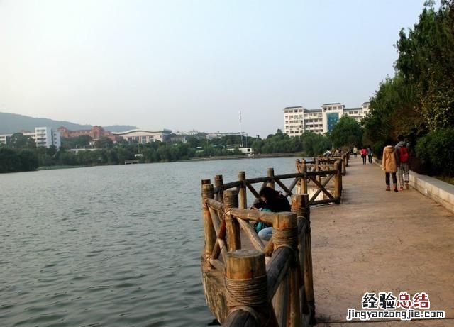拍摄的天空,后期照片怎样修出蓝天白云的效果