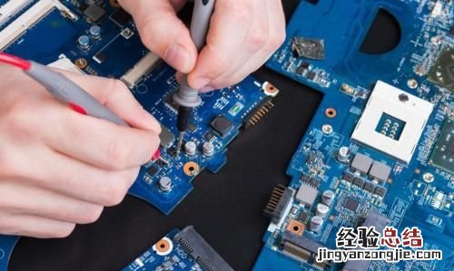 电脑白屏了是什么情况