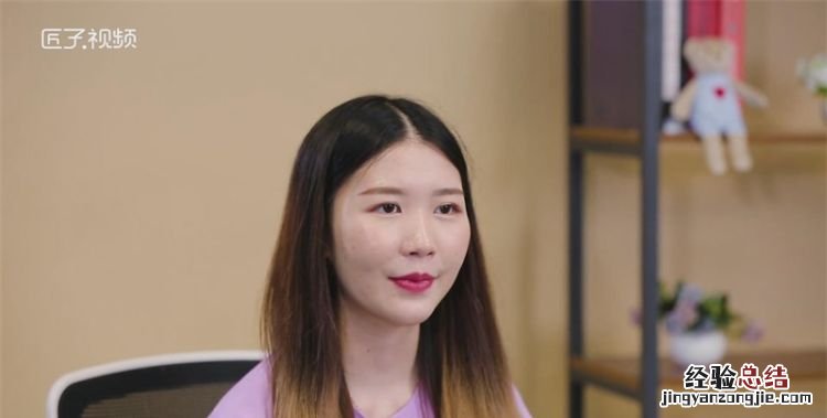 中指戴戒指什么意思,左中指戴戒指寓意着什么