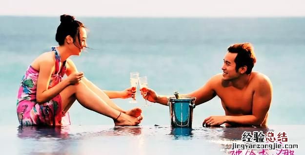 谁会是中国第一位百亿票房的女明星呢