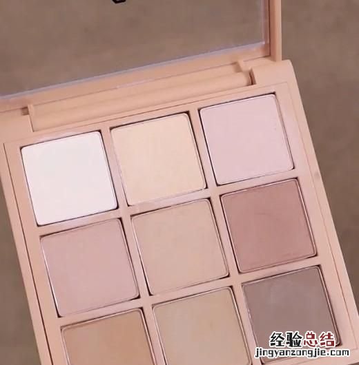 新手如何挑选眼影 如何挑选眼影