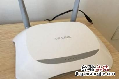 新电脑连wifi后过一会自动断网了是怎么回事啊