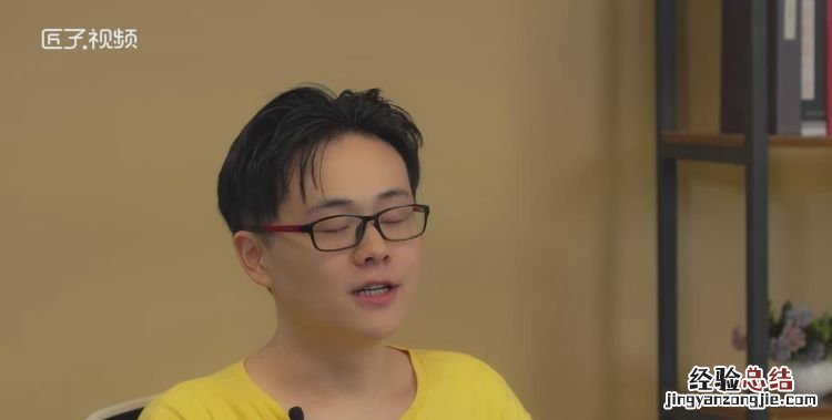 刺猬吃什么东西,刺猬吃什么鱼吃什么时候吃东西一般吃什么