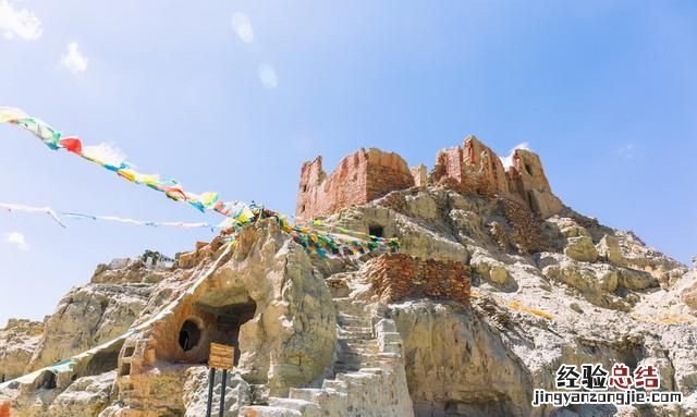 有西藏阿里地区的旅游风景介绍吗