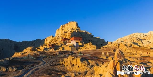 有西藏阿里地区的旅游风景介绍吗