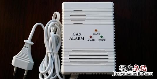 生活中有哪些必备实用的小工具,家用车必备实用工具