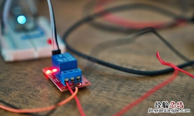 如何成为一名合格的电工技师