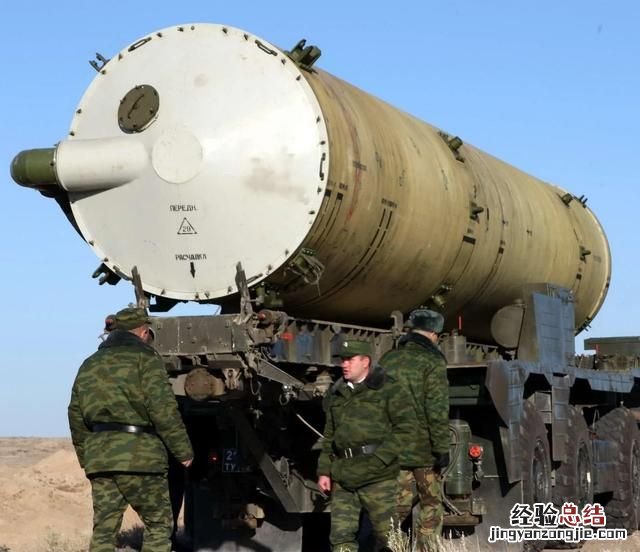 普京按下核按钮,普京会扣动核扳机吗