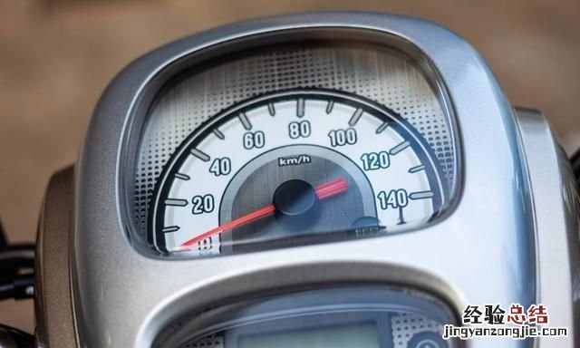 摩托车到底能不能上高速公路,安徽摩托车可以上高速吗