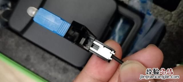 如何制作光纤冷接头
