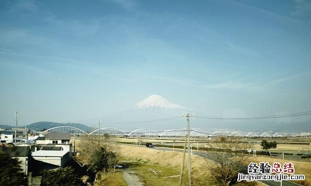 日本的富士山是活火山还会喷发吗
