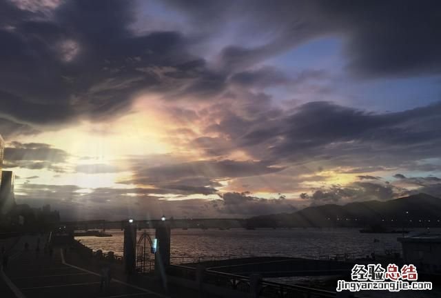 ps如何加强天然丁达尔光线效果