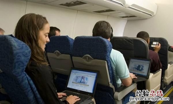 国际航班提前多久到机场