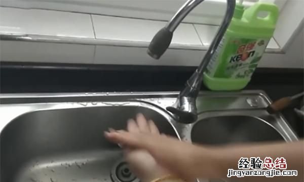 菠萝蜜的胶怎么洗,菠萝蜜的汁液怎么洗掉