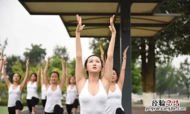 瑜伽初级教练找工作好找吗 瑜伽教练好找工作吗