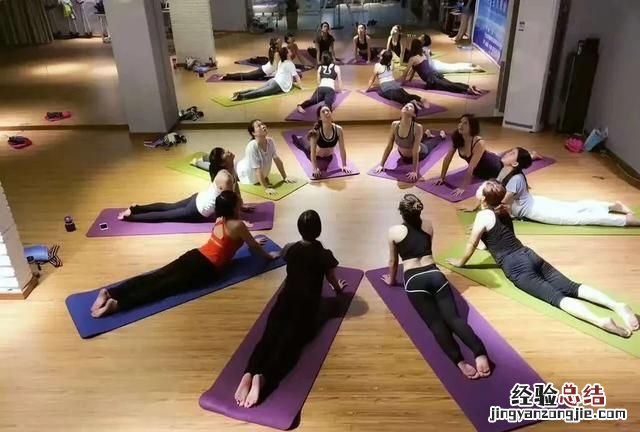 瑜伽初级教练找工作好找吗 瑜伽教练好找工作吗