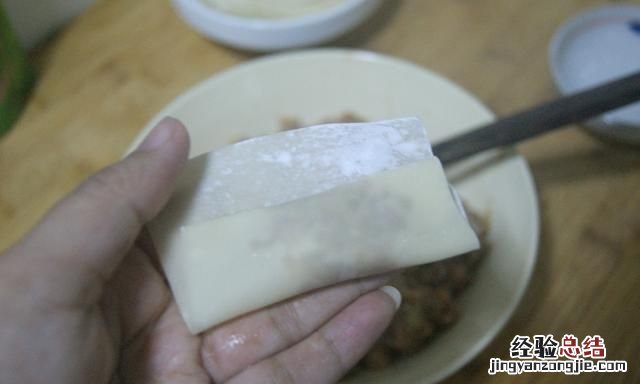 馄饨馅的做法有哪些,馄饨馅的做法最简单