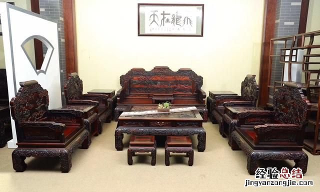 如何鉴别大红酸枝的真假 如何鉴别真假大红酸枝