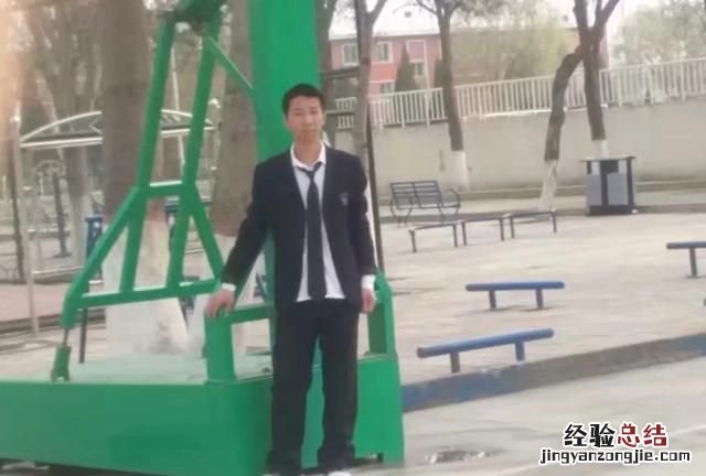 怎样正确打领带,教大家怎么正确打领带