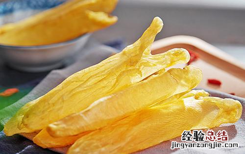 鱼胶是鱼的哪个部位，鱼唇是鱼的哪个部位