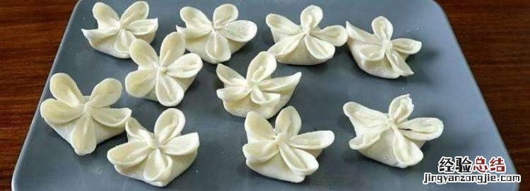 梅花饺子寓意是什么，我开了个饺子馆想写副大门对联要怎么去写