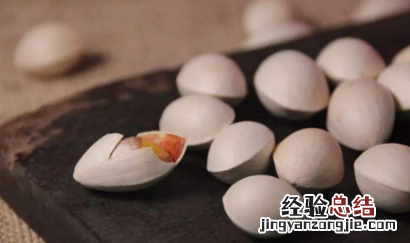 白果冷冻是带壳还是剥壳保存，白果带壳冷冻好还是煮熟了冷冻好