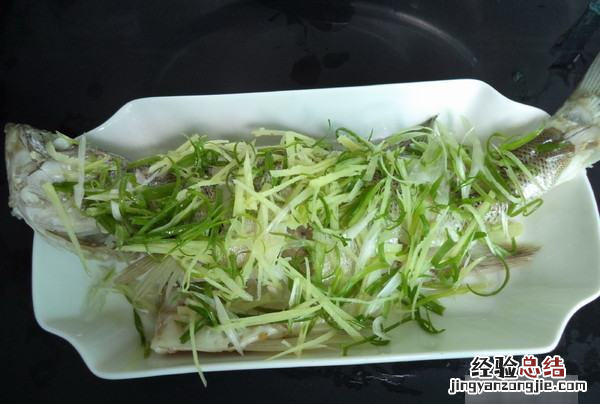 清蒸鲈鱼上汽几分钟,清蒸鲈鱼水开蒸几分钟