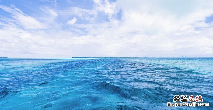 水是可再生资源，泡沫属于再生资源