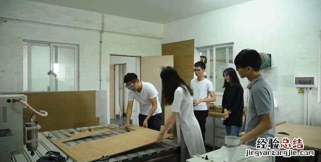 女孩学建筑学就业前景和工资待遇 建筑学专业女孩子就业前景如何