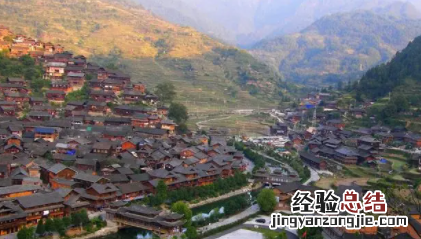 千户苗寨在贵州哪里，贵州千户苗寨春节可以旅游