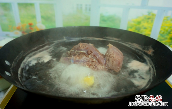 卤牛肉的做法
