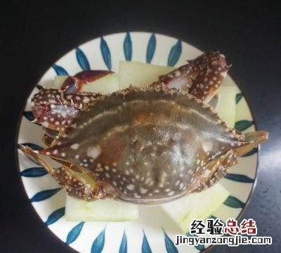 梭子蟹清蒸多少分钟,梭子蟹要清蒸多少分钟呢