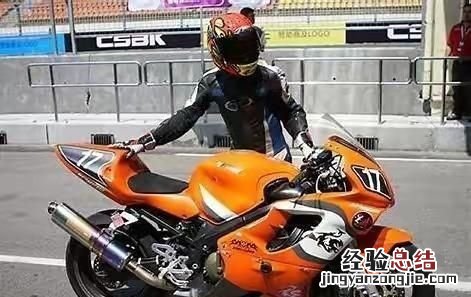 机车跟摩托车有区别吗?有什么区别呢