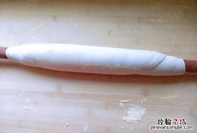 手擀面的做法,手擀面的正确做法
